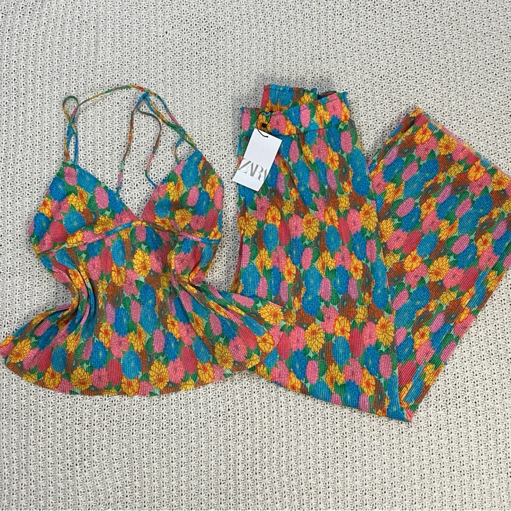 NWT Zara Top & Pants Flower Print Set